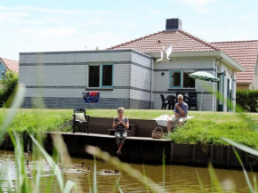 Holiday Home with jetty, 19 km from Hoorn